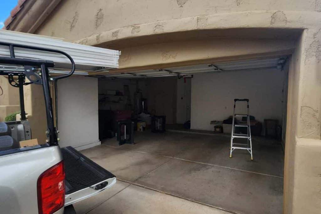 Emergency Garage Door Repair in Scottsdale, AZ