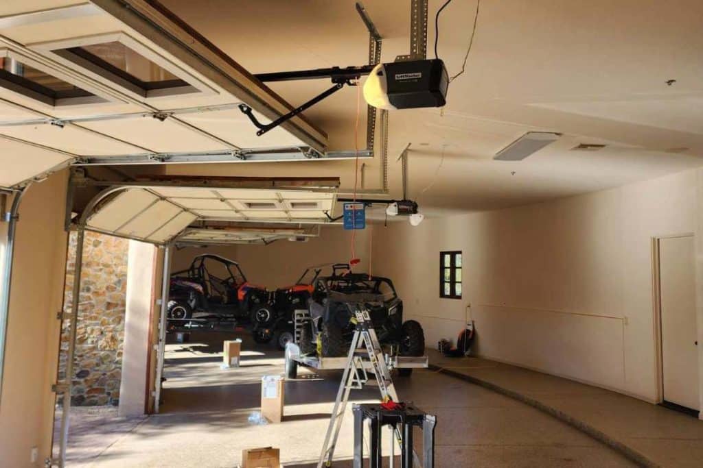 Local Garage Door Repair Near You in Scottsdale, AZ